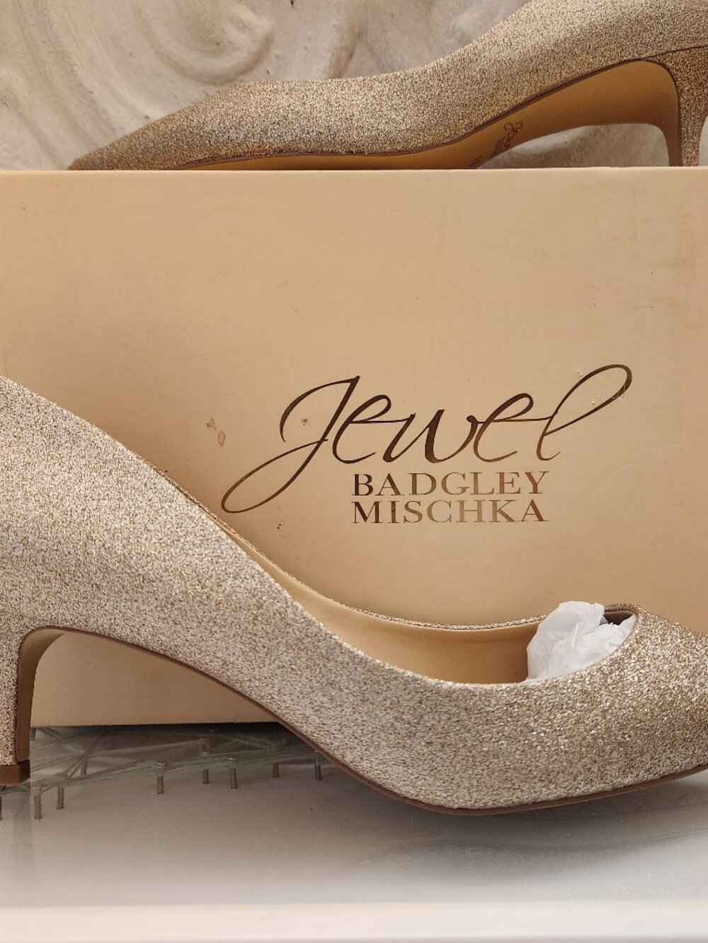 Jewel Badgley Mischka "Royalty" Gold Glitter Pumps. NIB. Size Various